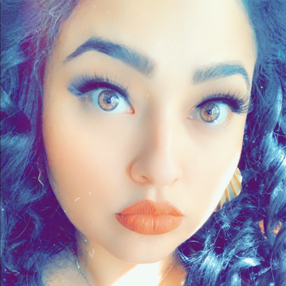 Meet your Posher, Lizeth